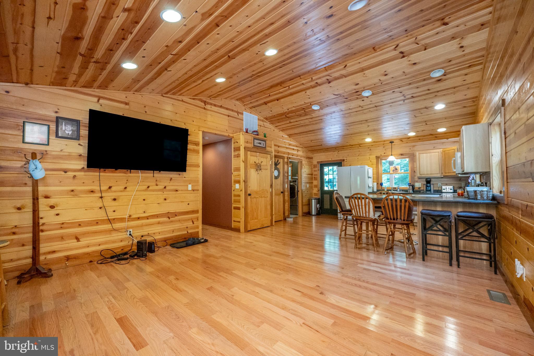 555 Fox Tail Road Oakland, MD 21550 - Photo 28 of 68 Gallery Image 28