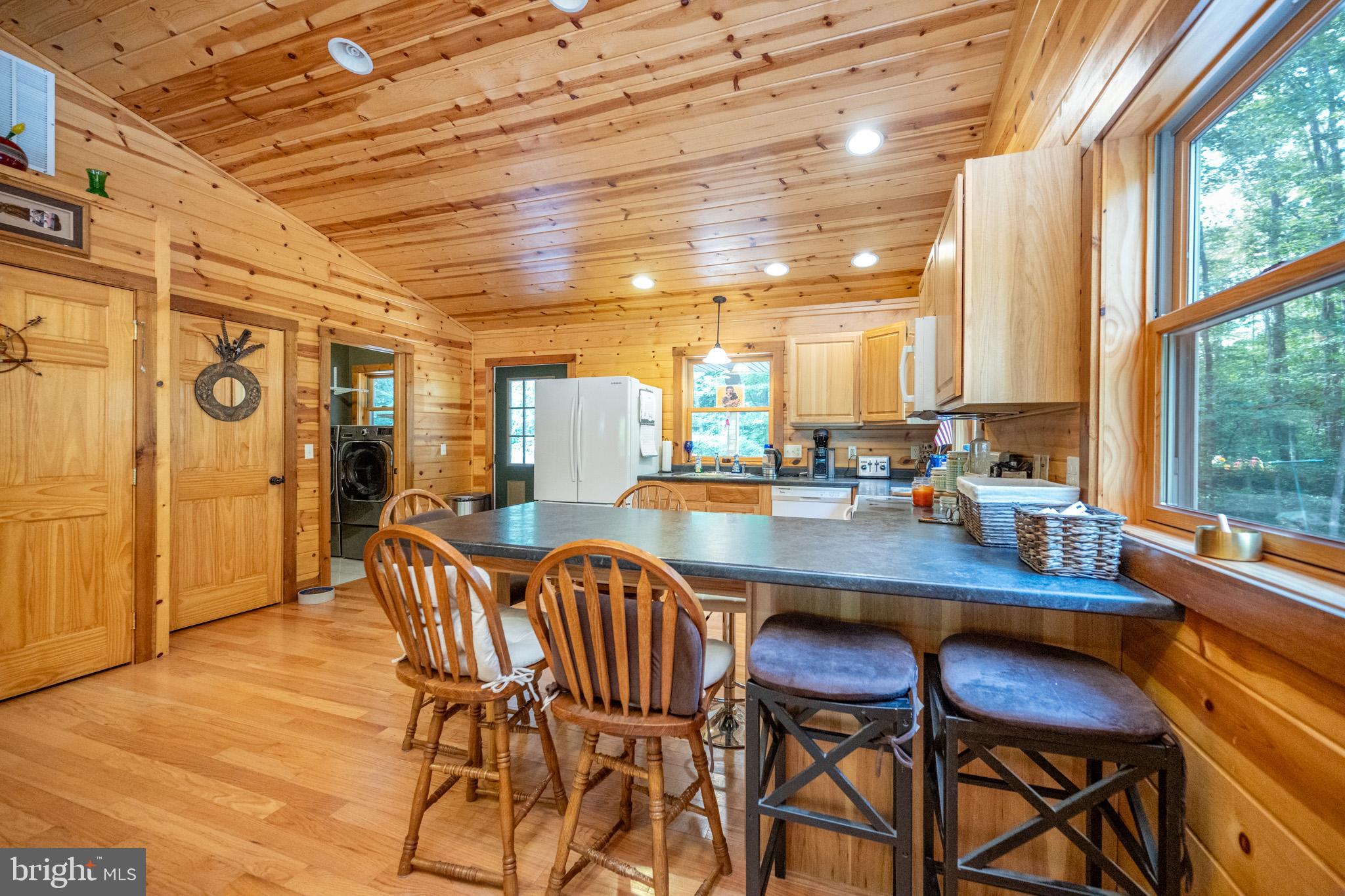 555 Fox Tail Road Oakland, MD 21550 - Photo 29 of 68 Gallery Image 29