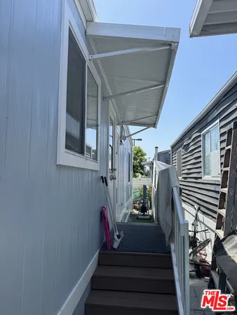 a view of a entryway