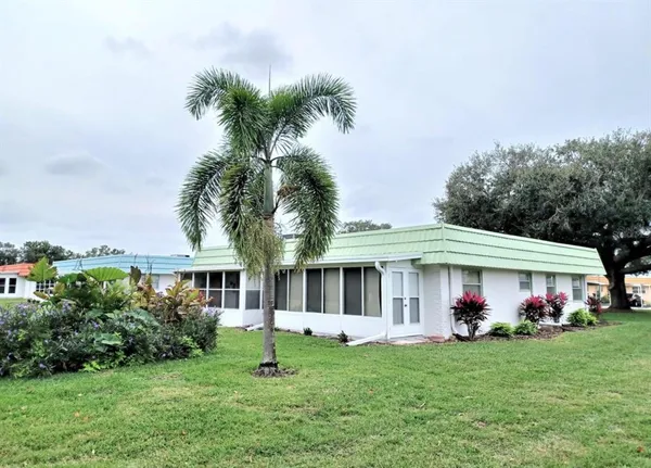 $119,900 | 1802 Bedford Lane, Unit 1, Sun City Center, FL 33573