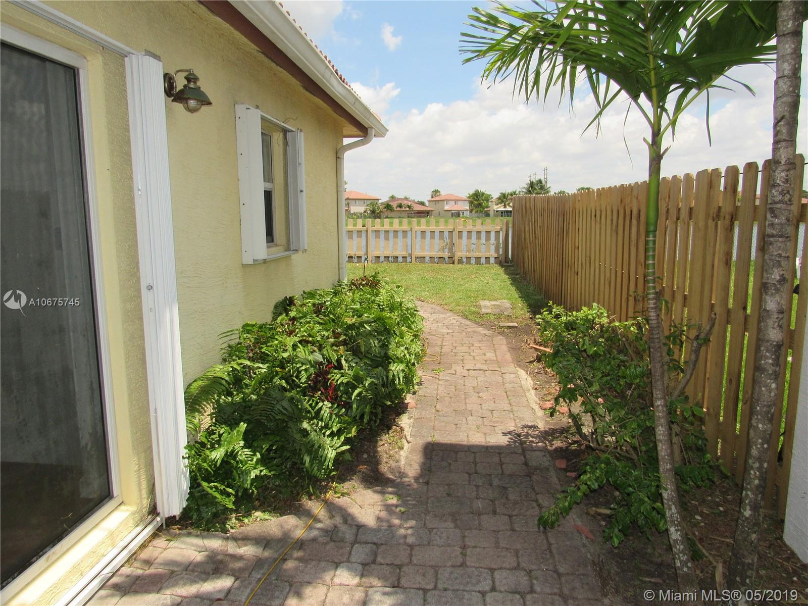12101 Southwest 135th Terrace Miami, FL 33186 - Photo 19 of 25