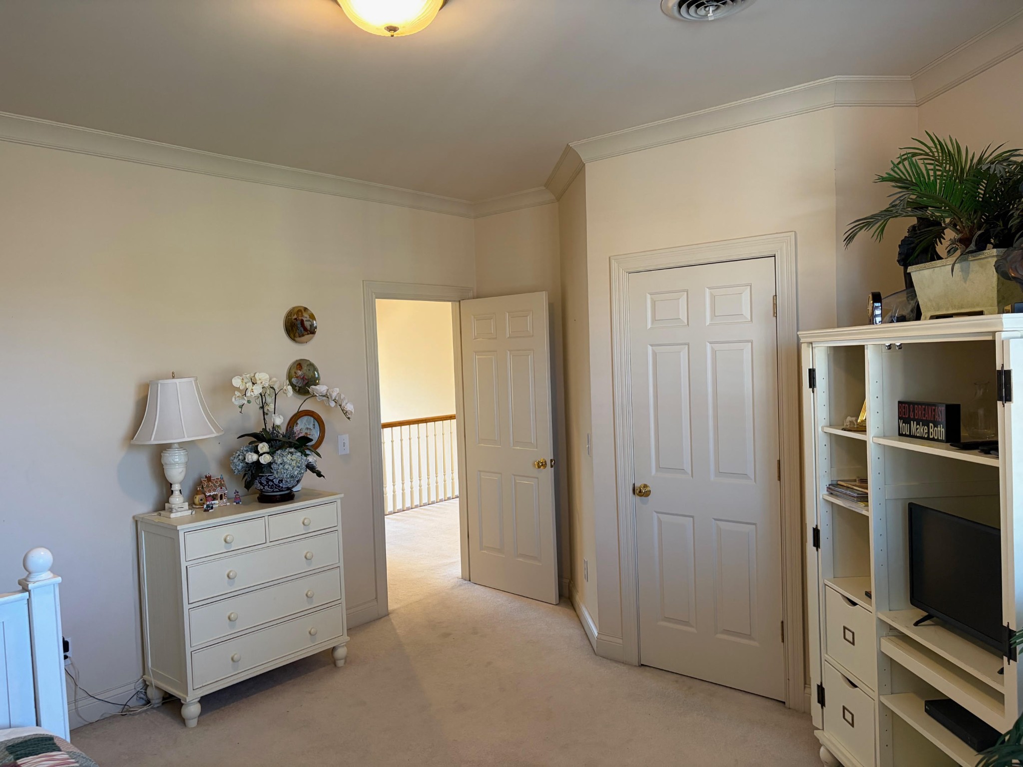 106 Hidden Point Hendersonville, TN 37075 - Photo 33 of 43 a view of room with flat screen tv and cabinet