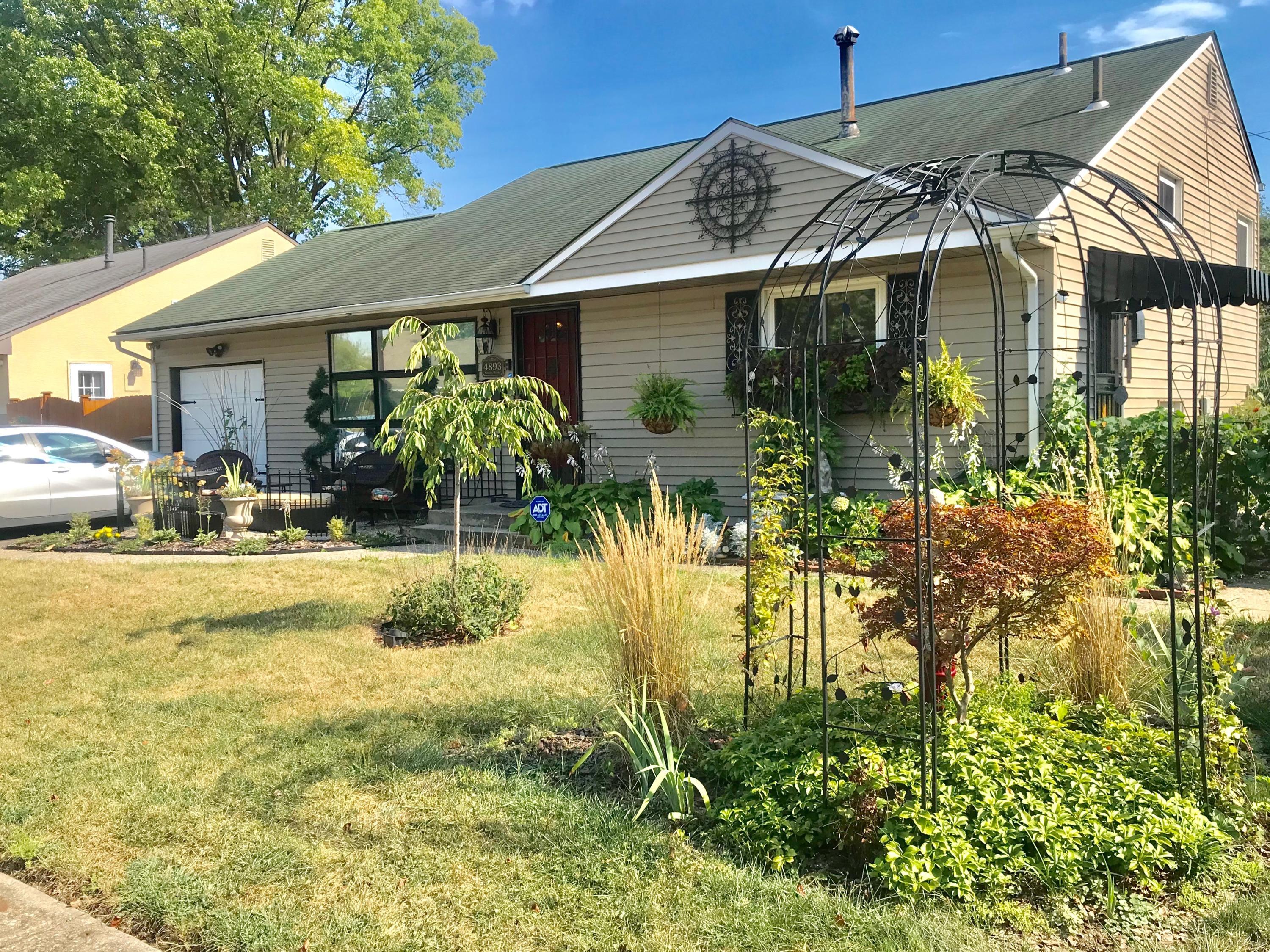 4893 Justin Road Columbus, OH 43227 - Photo 1 of 16 Gallery Image 1
