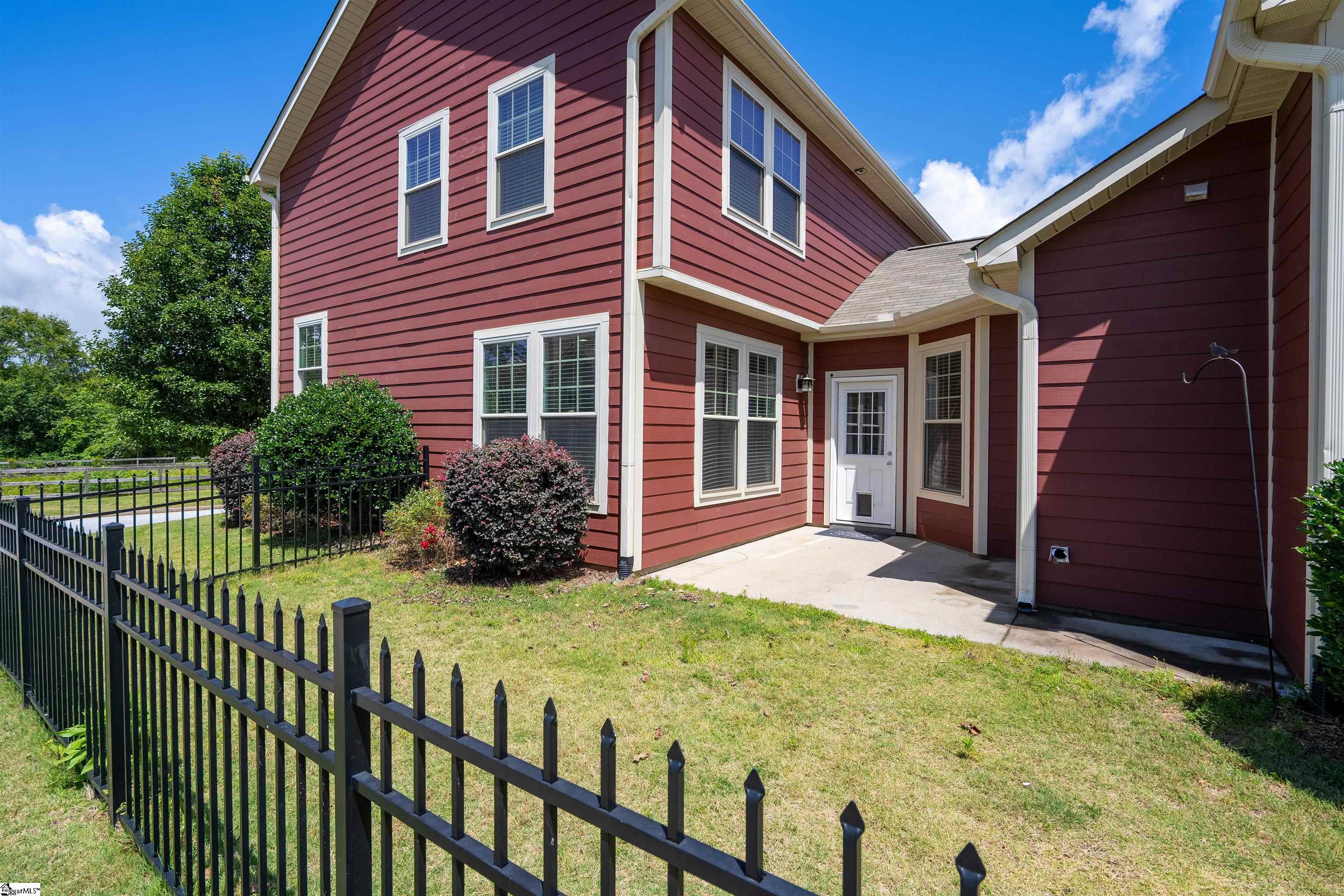 210 Meritage Street Greer, SC 29651 - Photo 5 of 36 Gallery Image 5