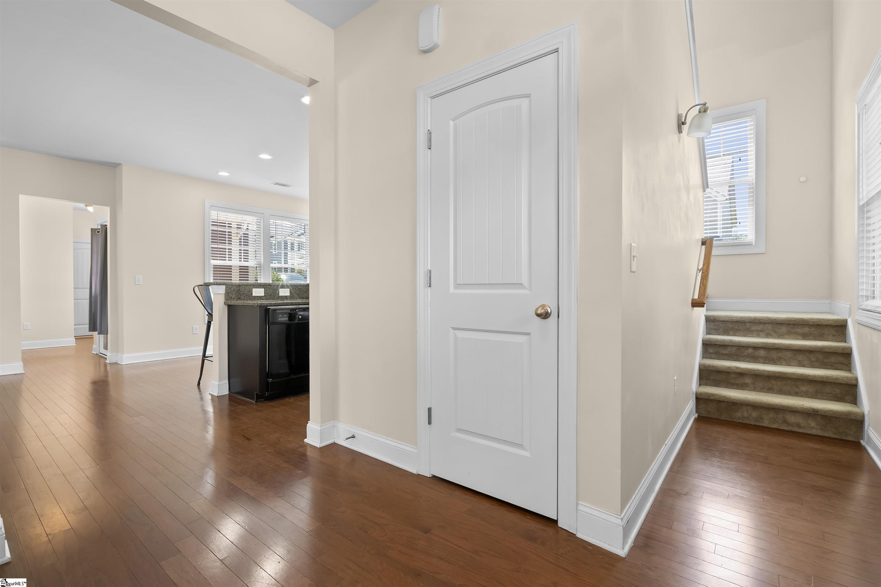 210 Meritage Street Greer, SC 29651 - Photo 8 of 36 Gallery Image 8