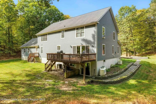 $1,250,000 | 74 Bellevue Road, Highland, NY 12528