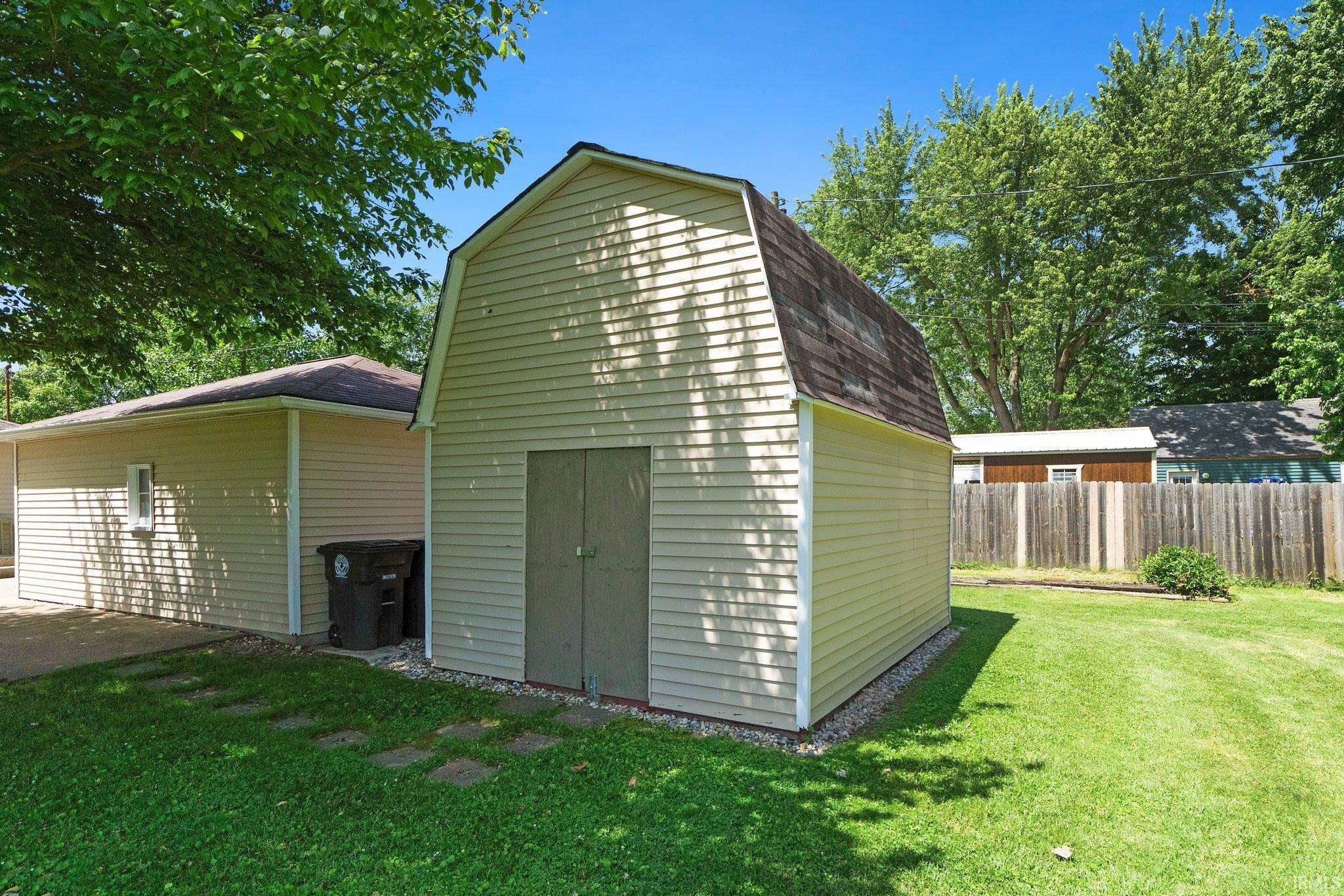 2314 Maplewood Road Fort Wayne, IN 46819 - Photo 34 of 36