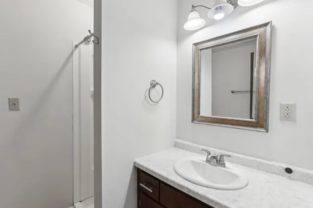 $185,000 | 450 Ford Road, Unit 111, St. Louis Park, MN 55426