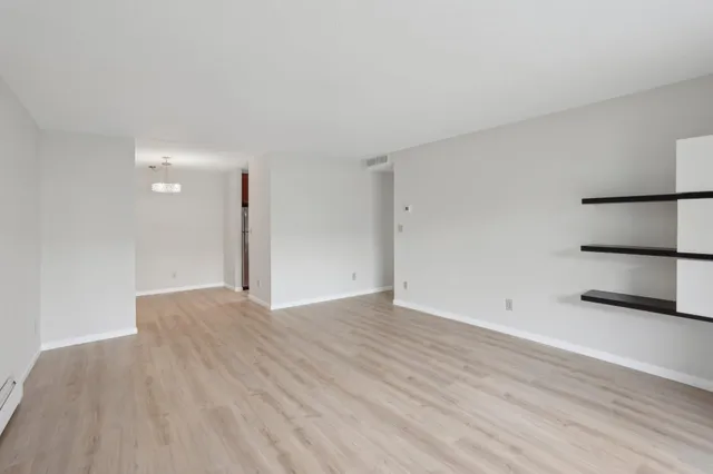 $185,000 | 450 Ford Road, Unit 111, St. Louis Park, MN 55426