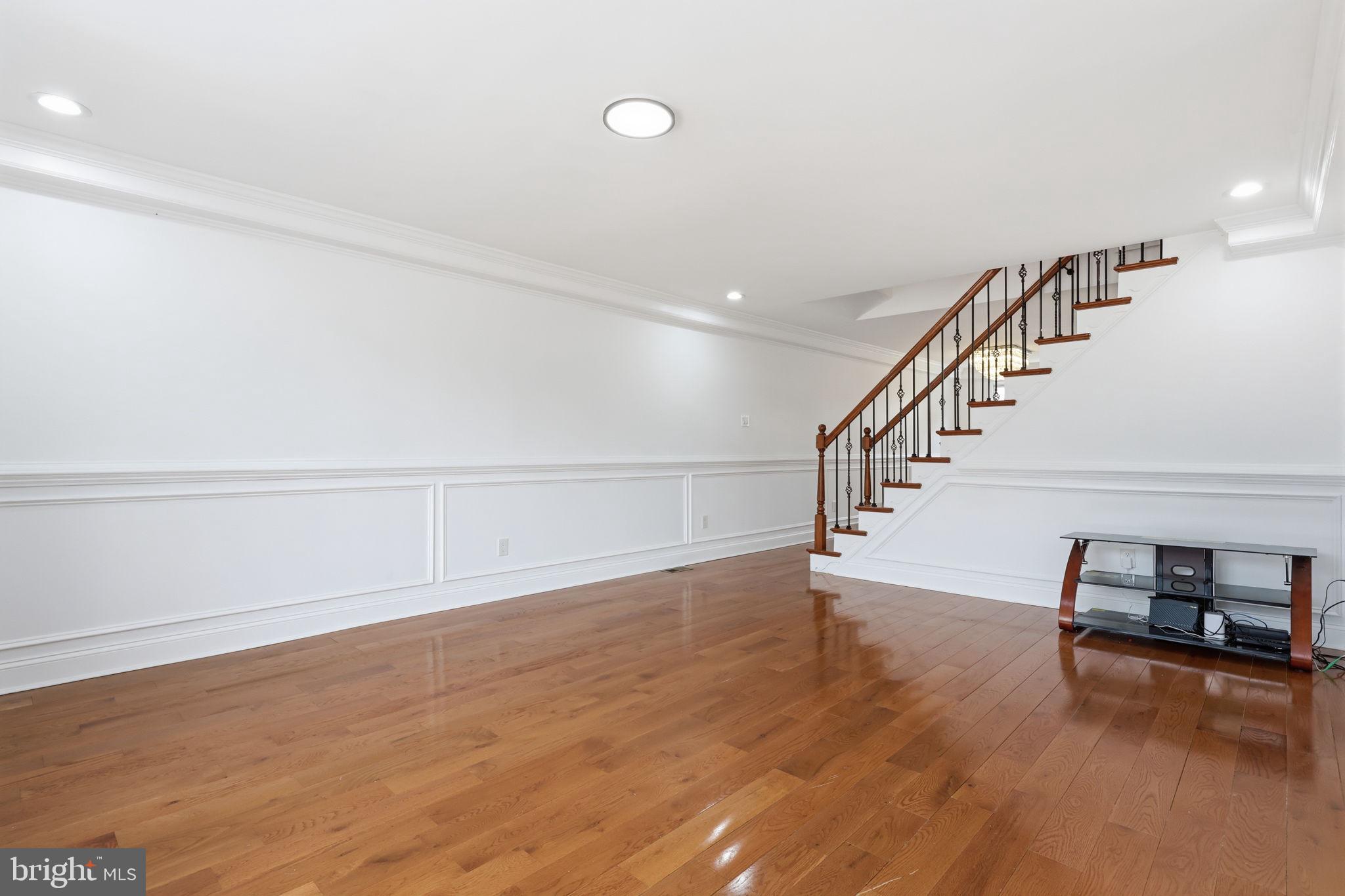 3811 Salina Road Philadelphia, PA 19154 - Photo 5 of 48 Spacious elegance with warm wood tones.