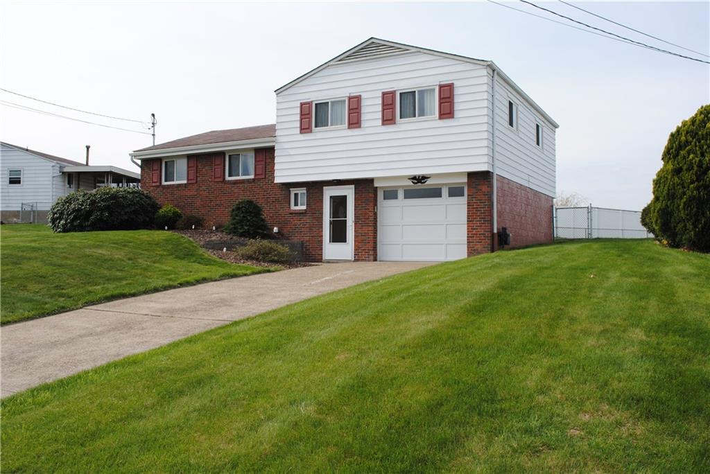 112 Homer Circle McKees Rocks, PA 15136 - Photo 1 of 25