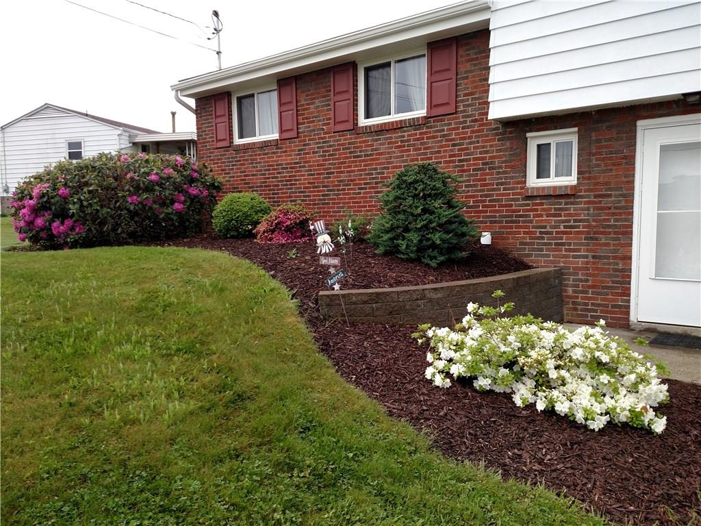 112 Homer Circle McKees Rocks, PA 15136 - Photo 3 of 25
