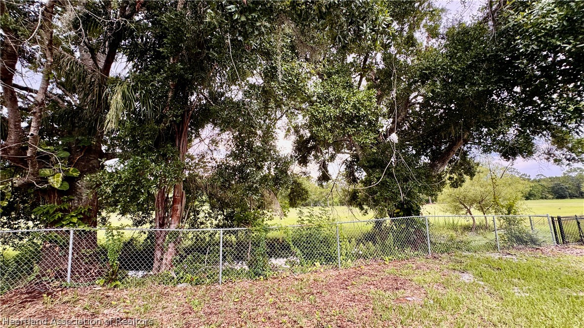 3252 Golfview Road Sebring, FL 33875 - Photo 17 of 19