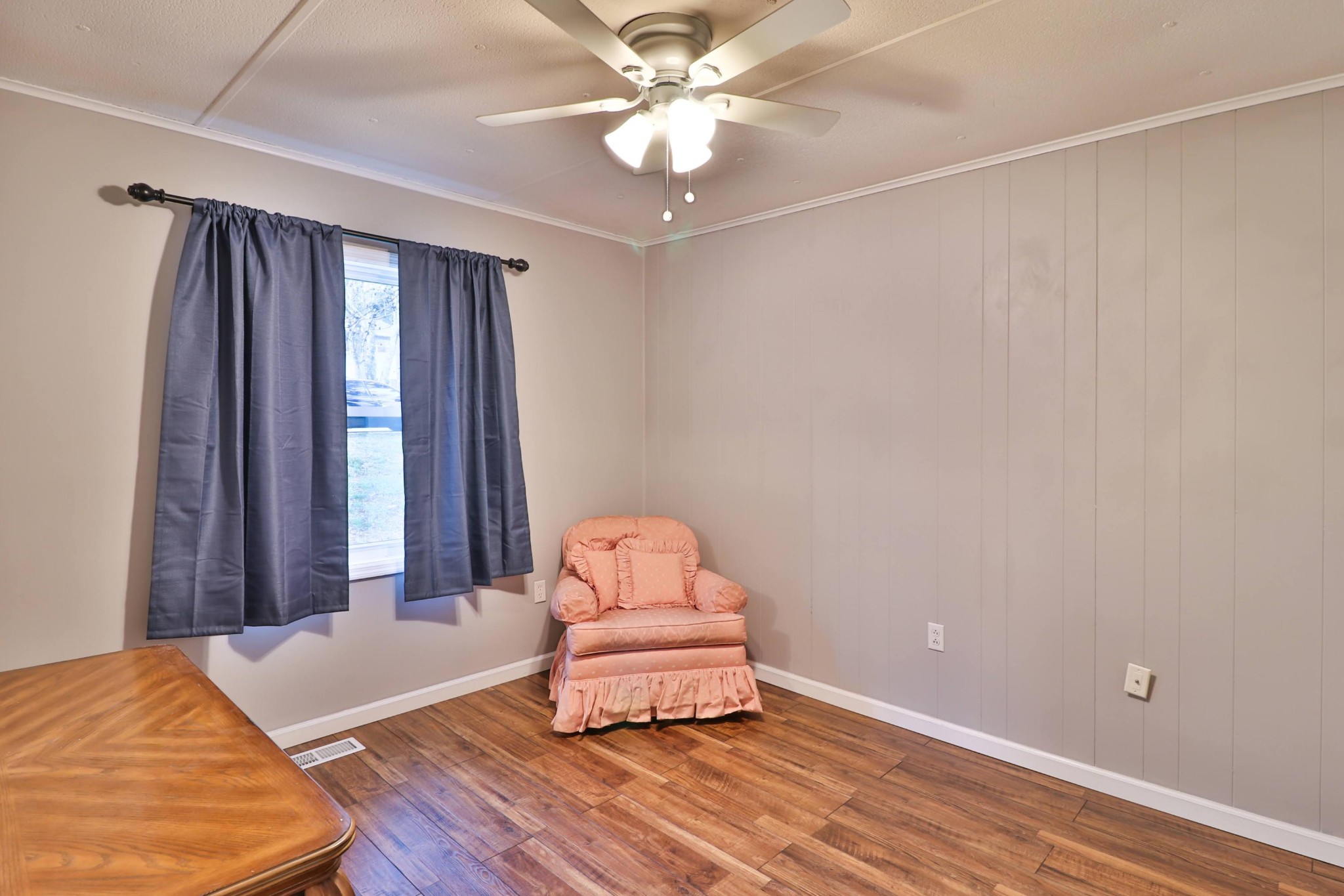 2212 Roundtree Road Knoxville, TN 37923 - Photo 14 of 27 a bedroom with a bed and a window