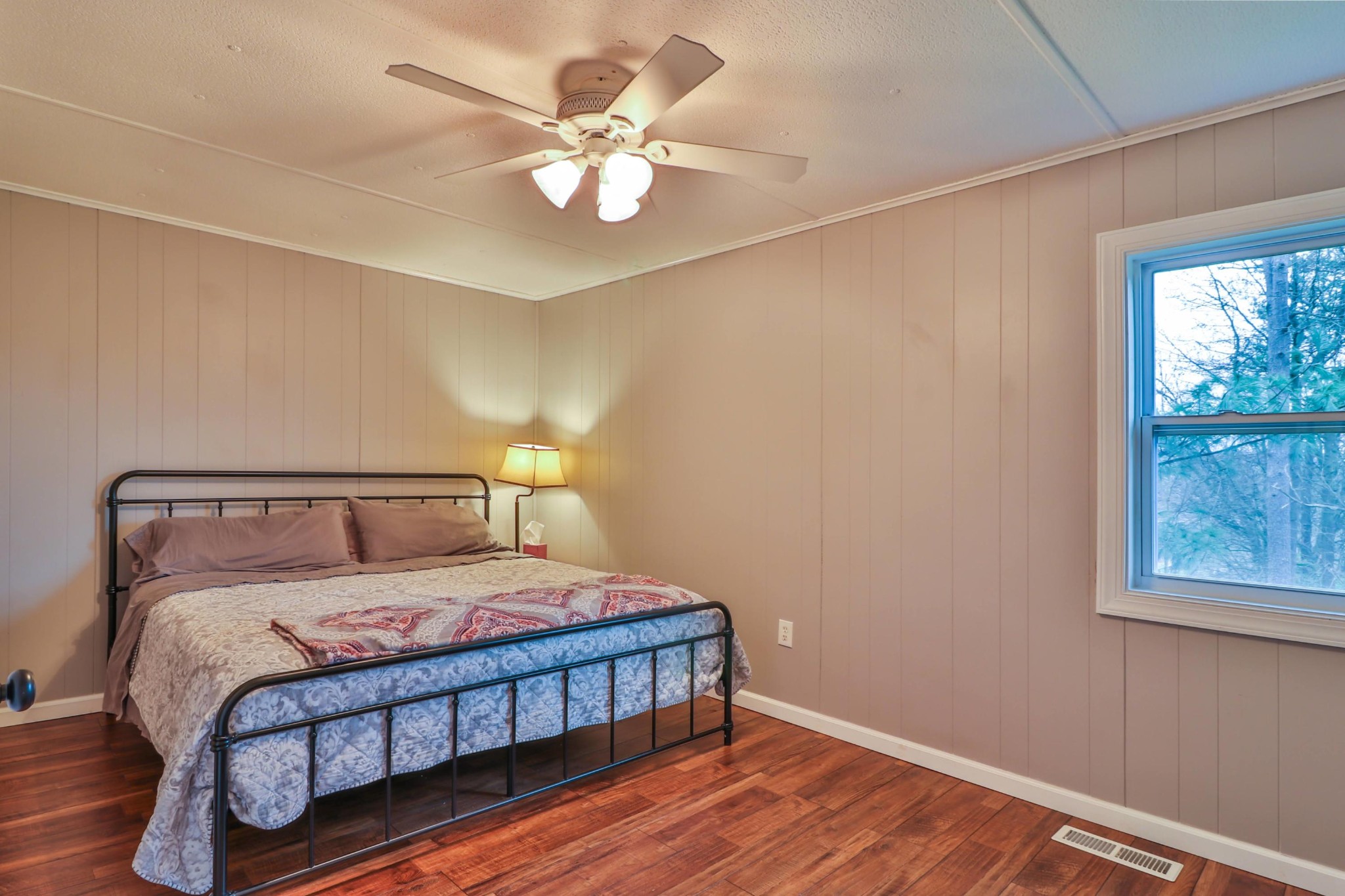 2212 Roundtree Road Knoxville, TN 37923 - Photo 10 of 27 a bedroom with a bed and window
