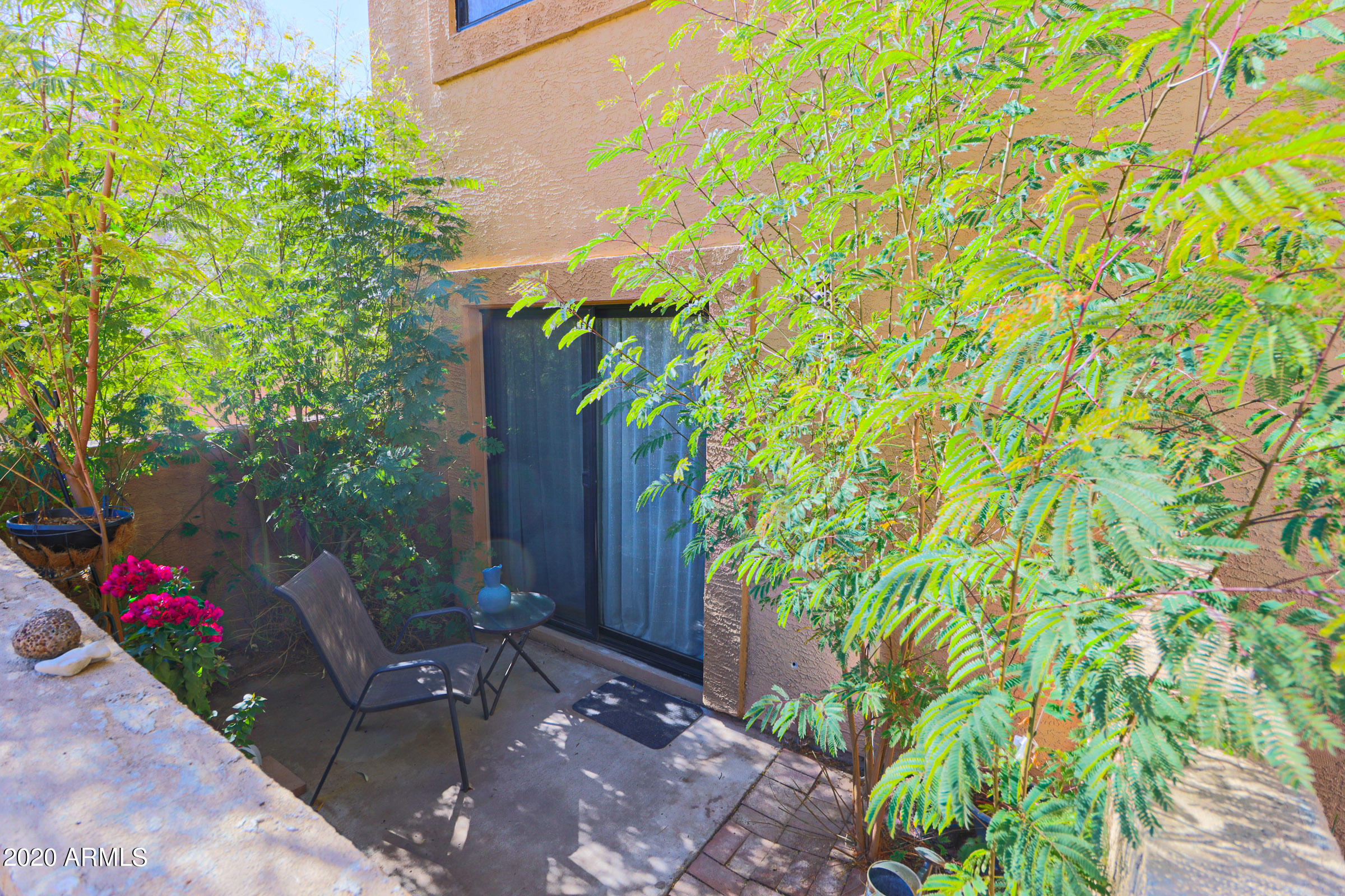 2023 West Bloomfield Road, Unit 6 Phoenix, AZ 85029 - Photo 30 of 36 Patio