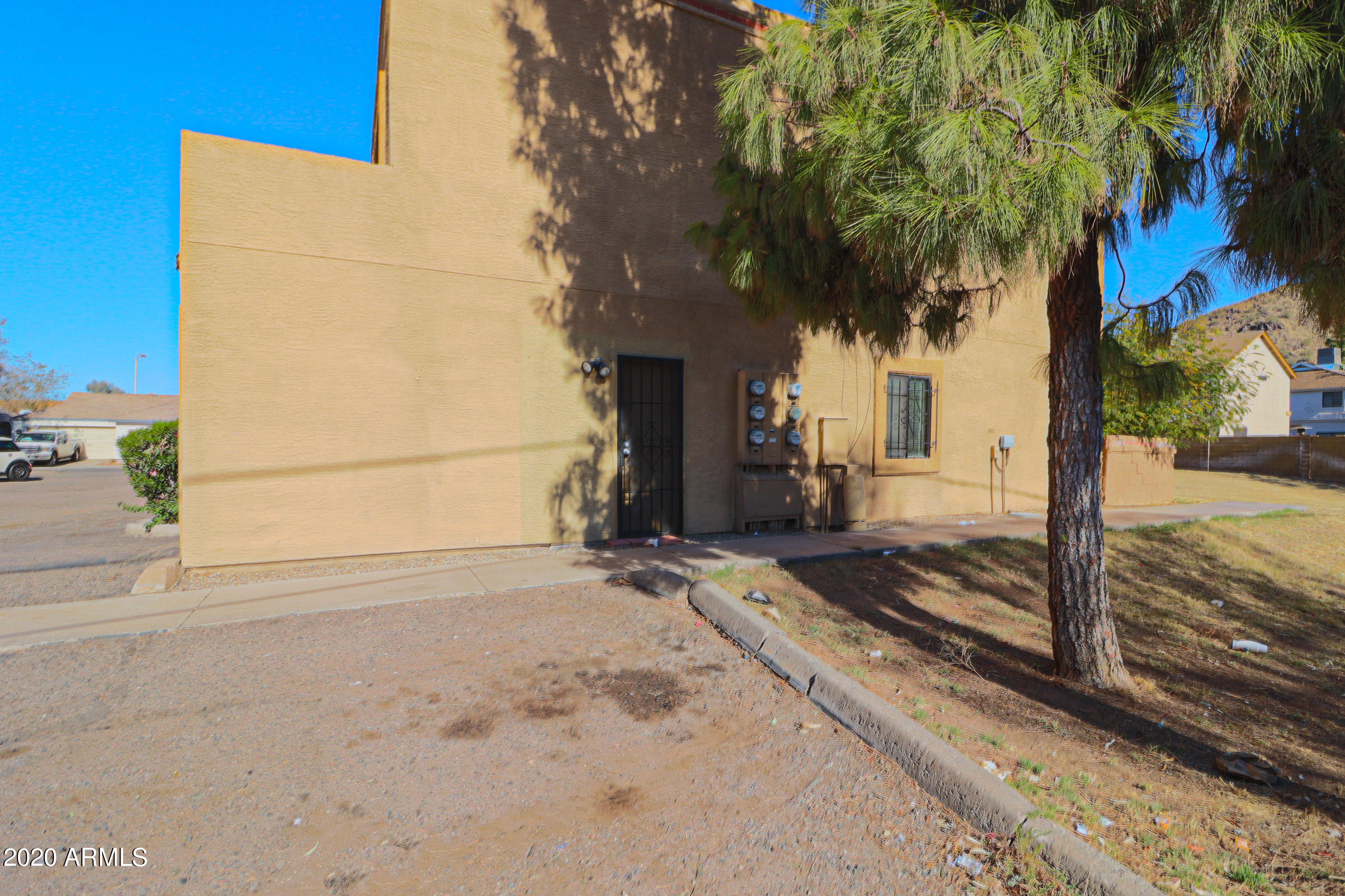 2023 West Bloomfield Road, Unit 6 Phoenix, AZ 85029 - Photo 34 of 36 Side View