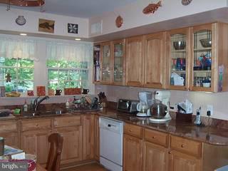 212 Maple Avenue Wyncote, PA 19095 - Photo 5 of 6