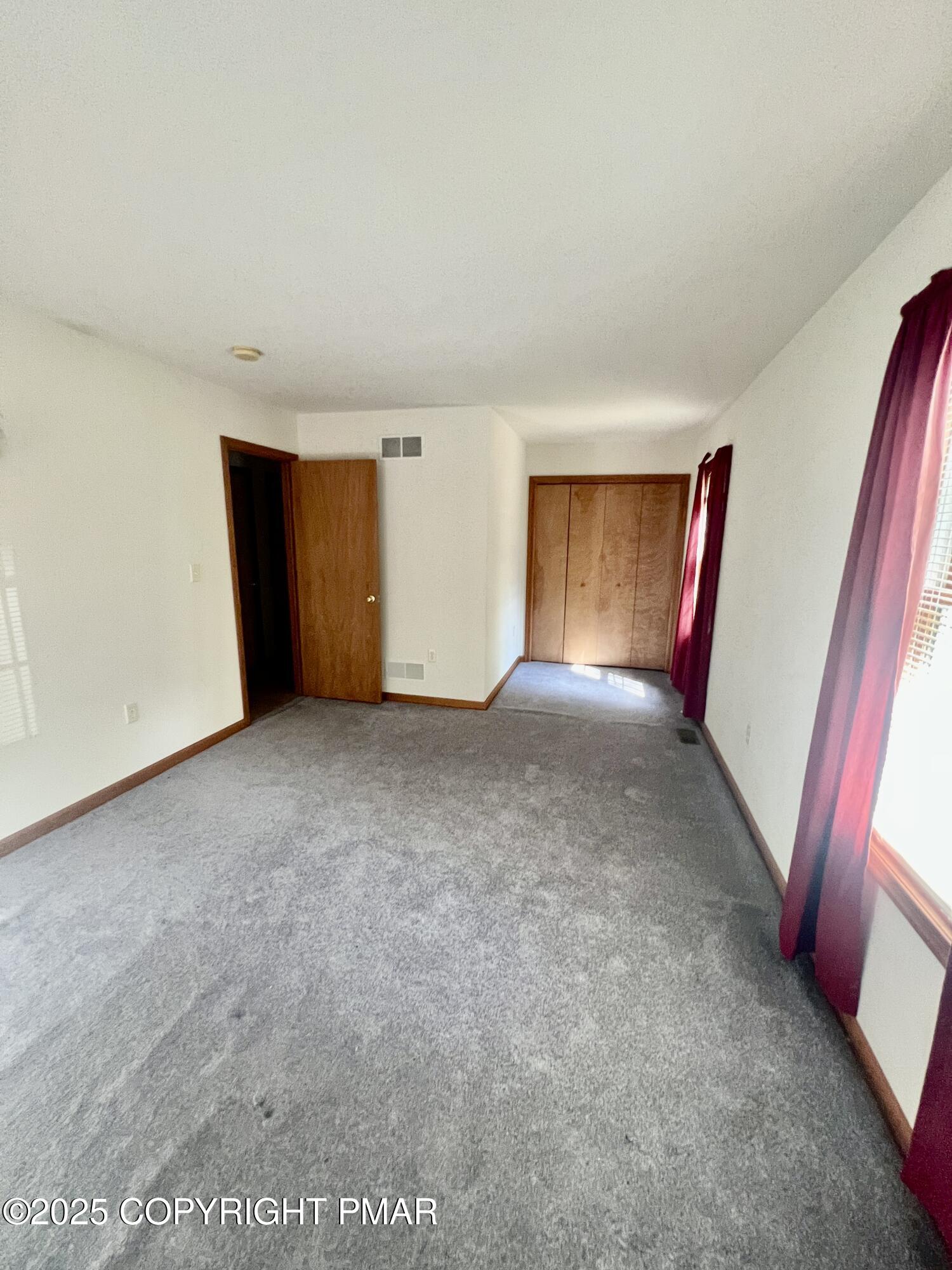 2210 Exeter Court Bushkill, PA 18324 - Photo 14 of 17 IMG_8747