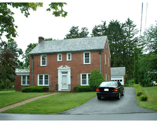 17 Job Cushing Road Shrewsbury, MA 01545 - Photo 1 of 19 Gallery Image 1