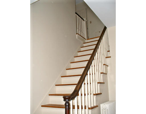 17 Job Cushing Road Shrewsbury, MA 01545 - Photo 4 of 19 Gallery Image 4