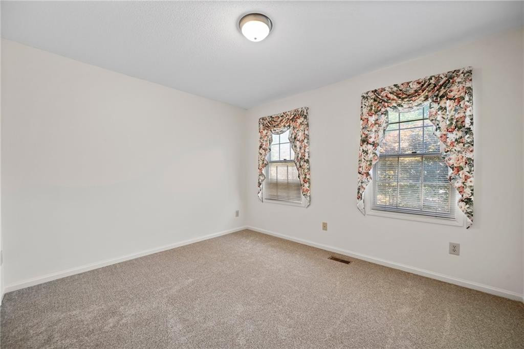 2202 Huntington Road, Unit G3 Burlington, NC 27215 - Photo 23 of 31 Gallery Image 23
