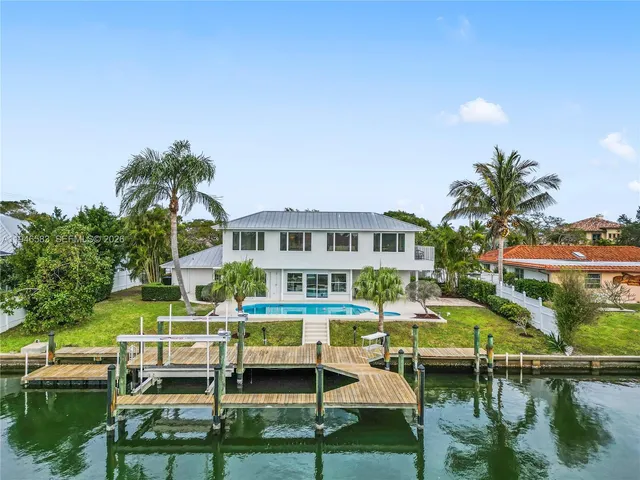 $1,899,000 | 25 Park Avenue, Vero Beach, FL 32960