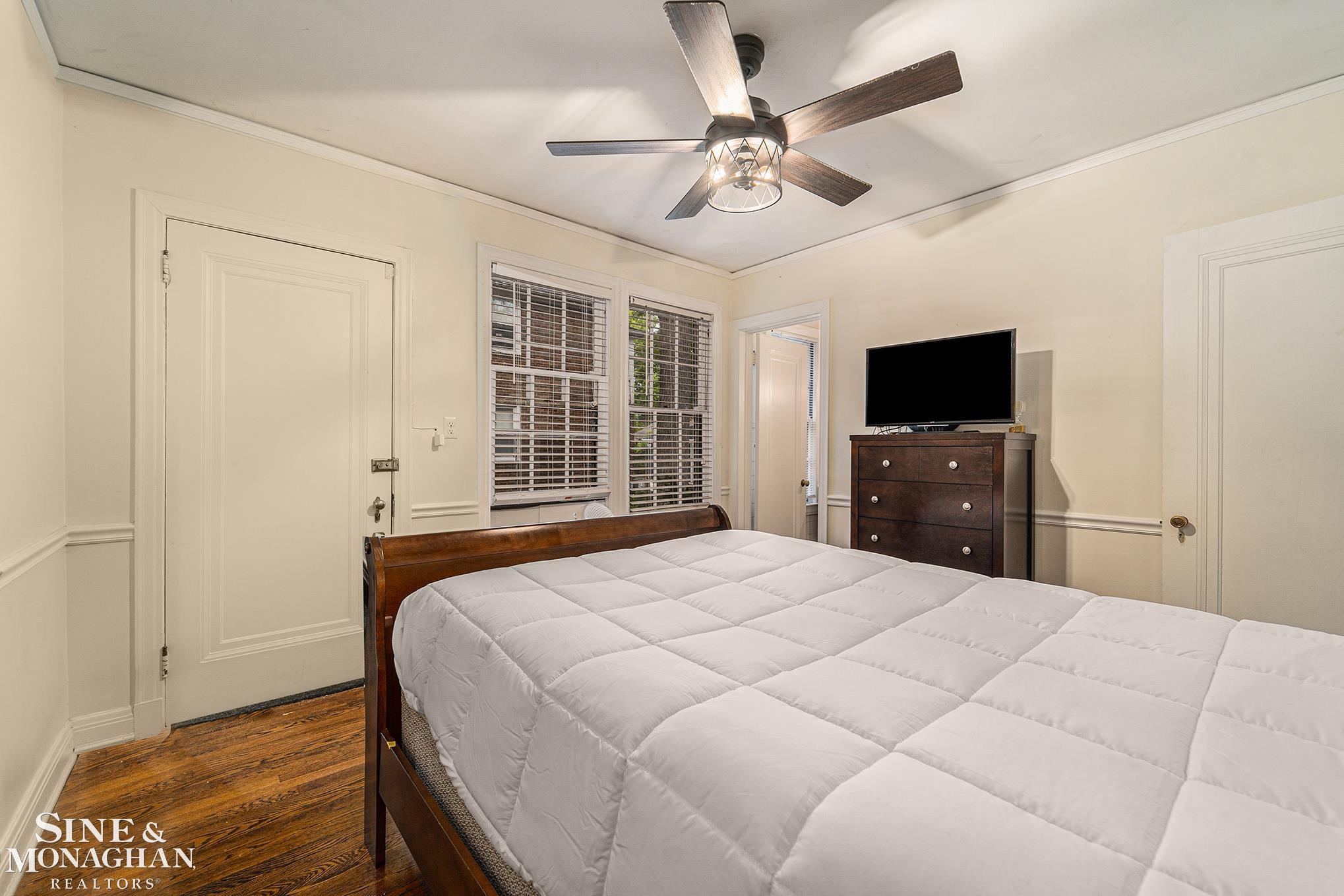 720 Trombley Road, Unit SECOND Grosse Pointe Park, MI 48230 - Photo 18 of 32 Gallery Image 18