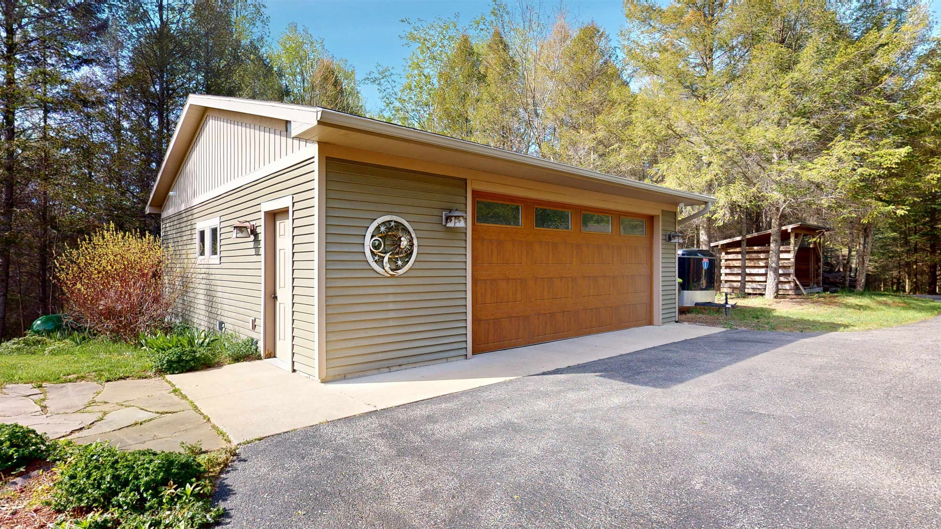 2525 West Burdickville Road Maple City, MI 49664 - Photo 9 of 77