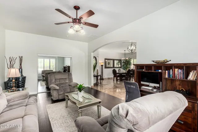 $799,850 | 2332 West Andrea Drive, Phoenix, AZ 85085