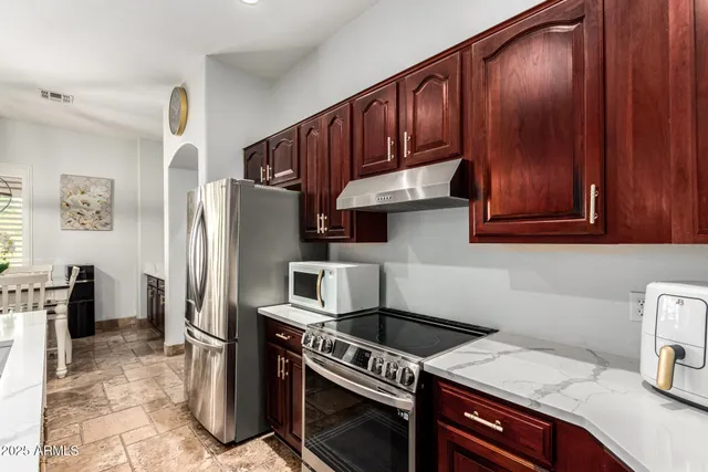 $799,850 | 2332 West Andrea Drive, Phoenix, AZ 85085