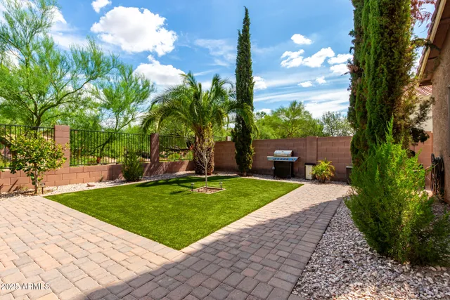 $799,850 | 2332 West Andrea Drive, Phoenix, AZ 85085