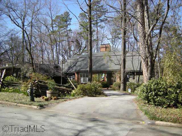 1000 Dover Road Greensboro, NC 27408 - Photo 1 of 9 Exterior Front.