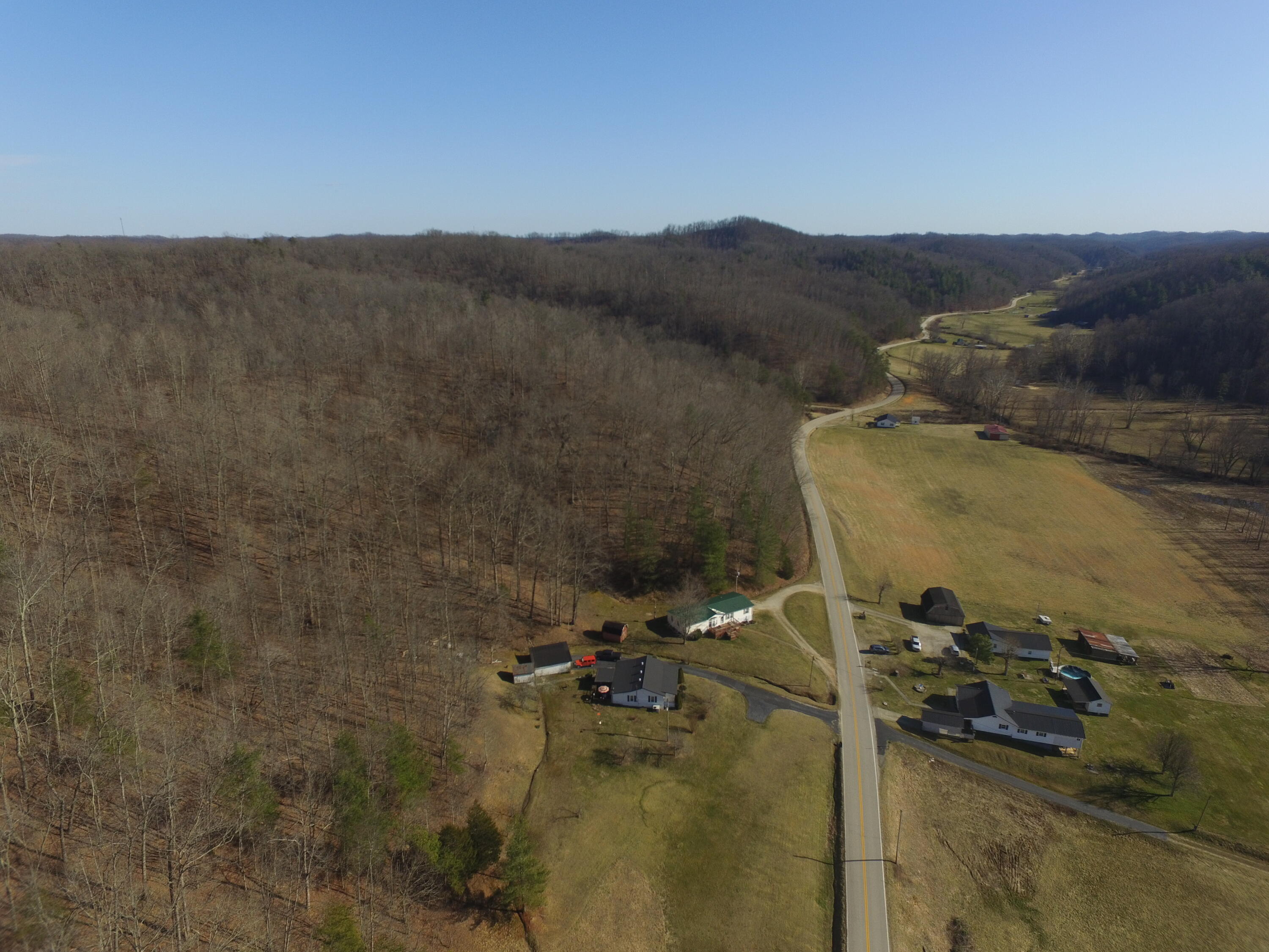 1140 Lower Gilmore Road Campton, KY 41301 - Photo 4 of 32 4-DJI_0012