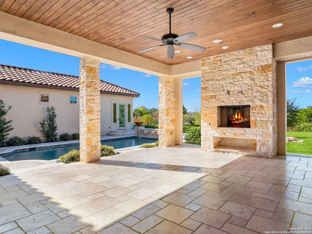 $2,650,000 | 211 Wellesley Landing, Shavano Park, TX 78231