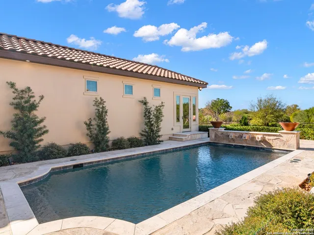 $2,650,000 | 211 Wellesley Landing, Shavano Park, TX 78231