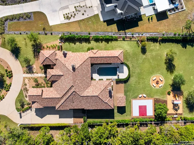 $2,650,000 | 211 Wellesley Landing, Shavano Park, TX 78231