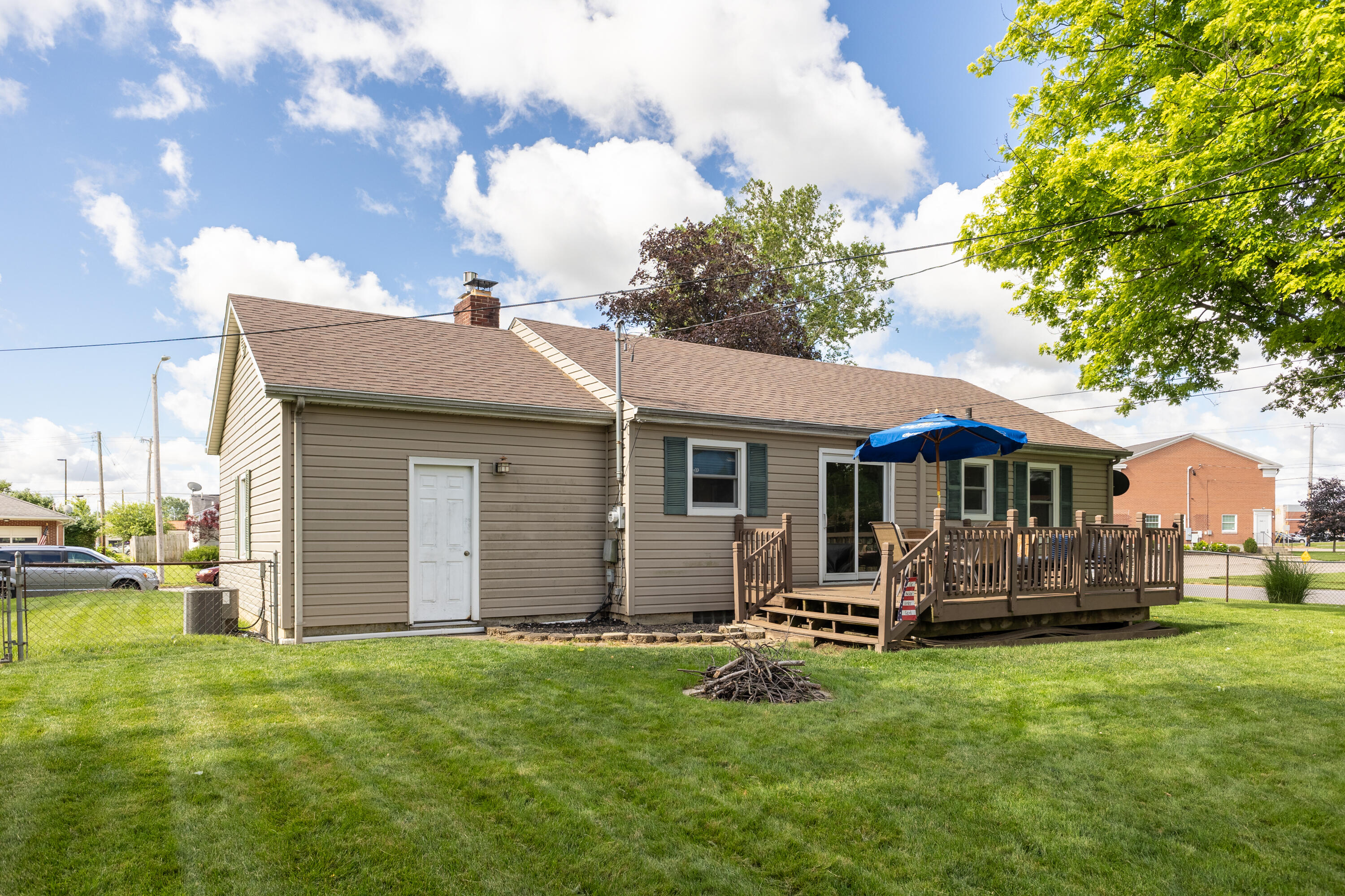 1493 Croydon Road Troy, OH 45373 - Photo 9 of 36 Croydon 009