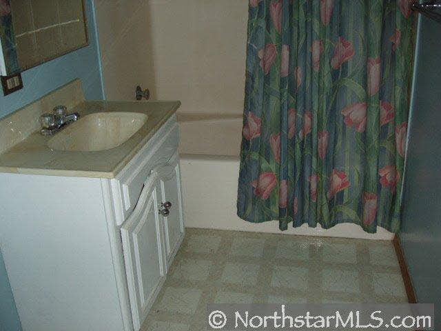 110211 Village Road Chaska, MN 55318 - Photo 7 of 7 Gallery Image 7