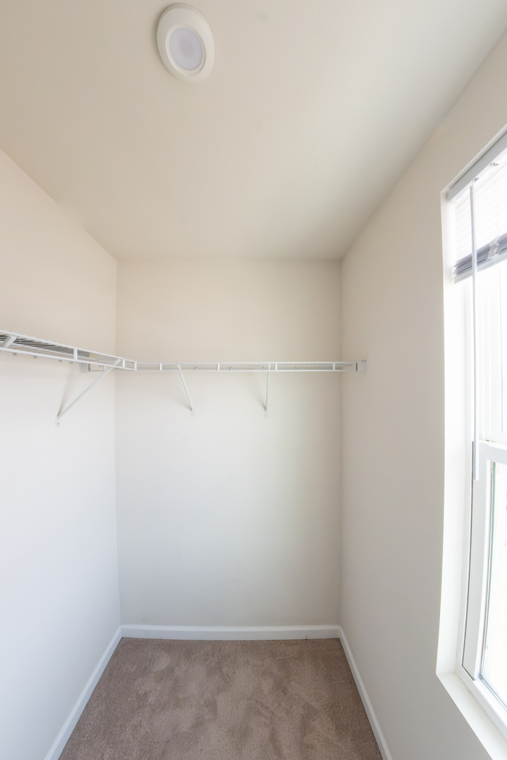 304 Bradford Road Joliet, IL 60433 - Photo 26 of 38