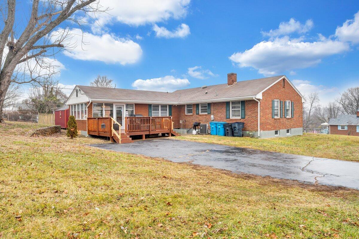 4302 Oliver Road Northeast Roanoke, VA 24012 - Photo 1 of 1 Nice Yard!