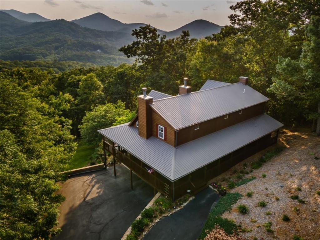 349 Moon Shadow View North Blairsville, GA 30512 - Photo 5 of 74 a view of a terrace with a garden
