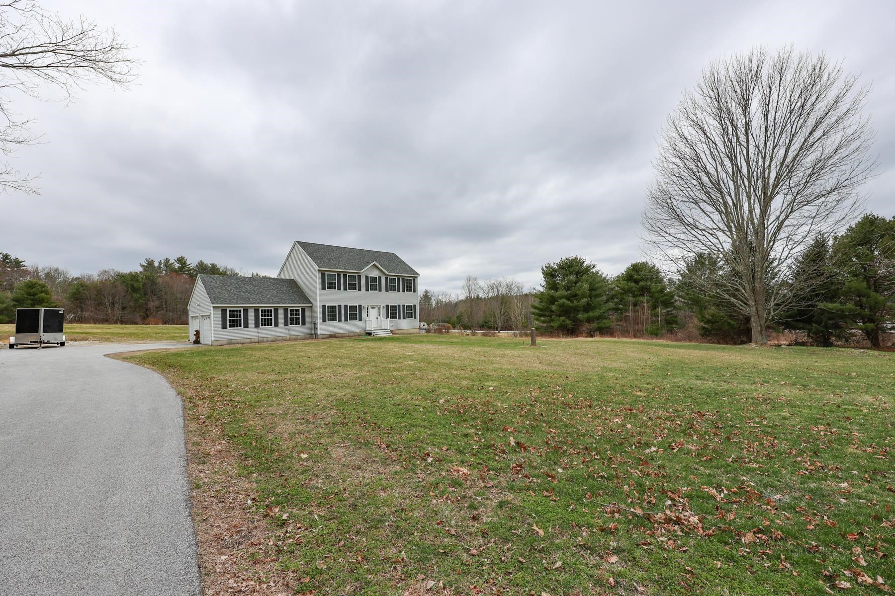 73 Nottingham Road Raymond, NH 03077 - Photo 1 of 37