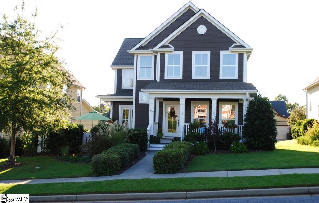 210 Ridenour Avenue Greenville, SC 29617 - Photo 1 of 36 Gallery Image 1