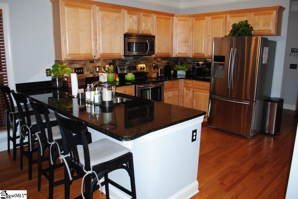 210 Ridenour Avenue Greenville, SC 29617 - Photo 11 of 36 Gallery Image 11