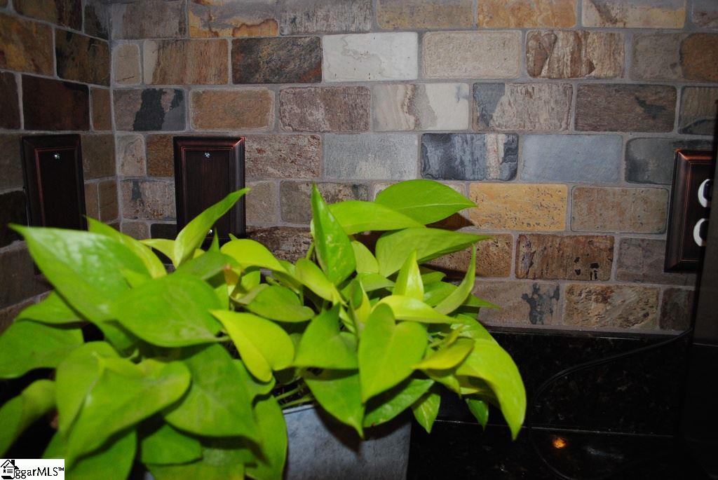 210 Ridenour Avenue Greenville, SC 29617 - Photo 13 of 36 Gallery Image 13