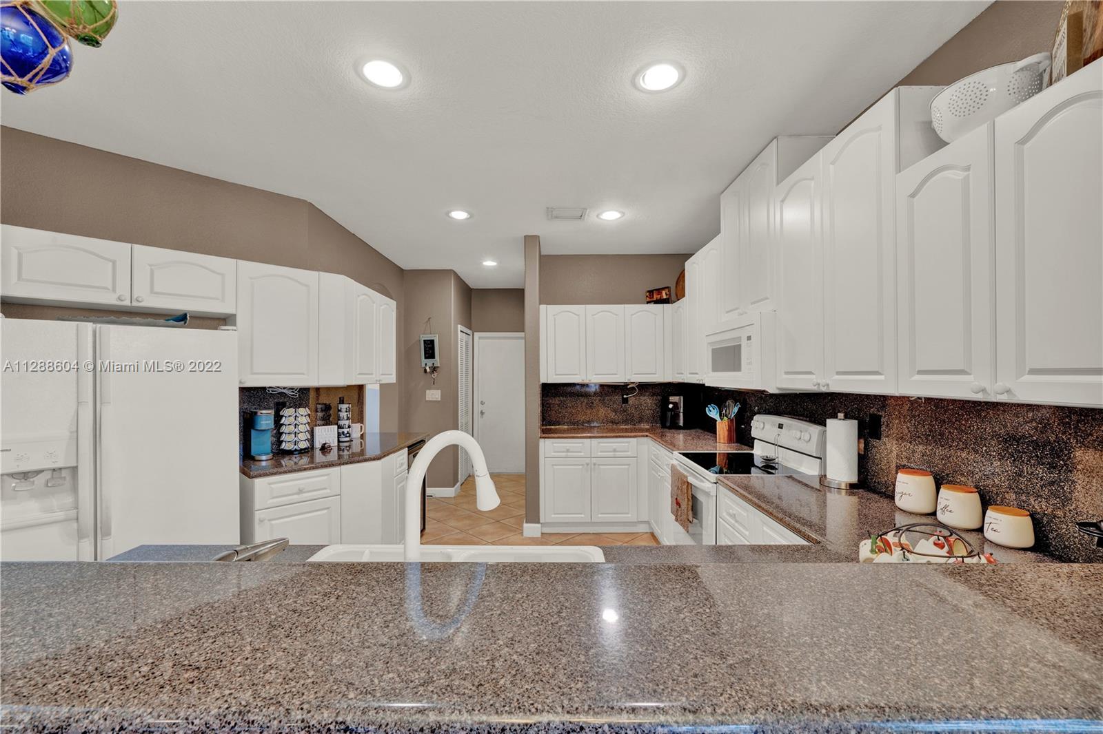 1721 Southwest 151 Road Miami, FL 33185 - Photo 12 of 40 Gallery Image 12