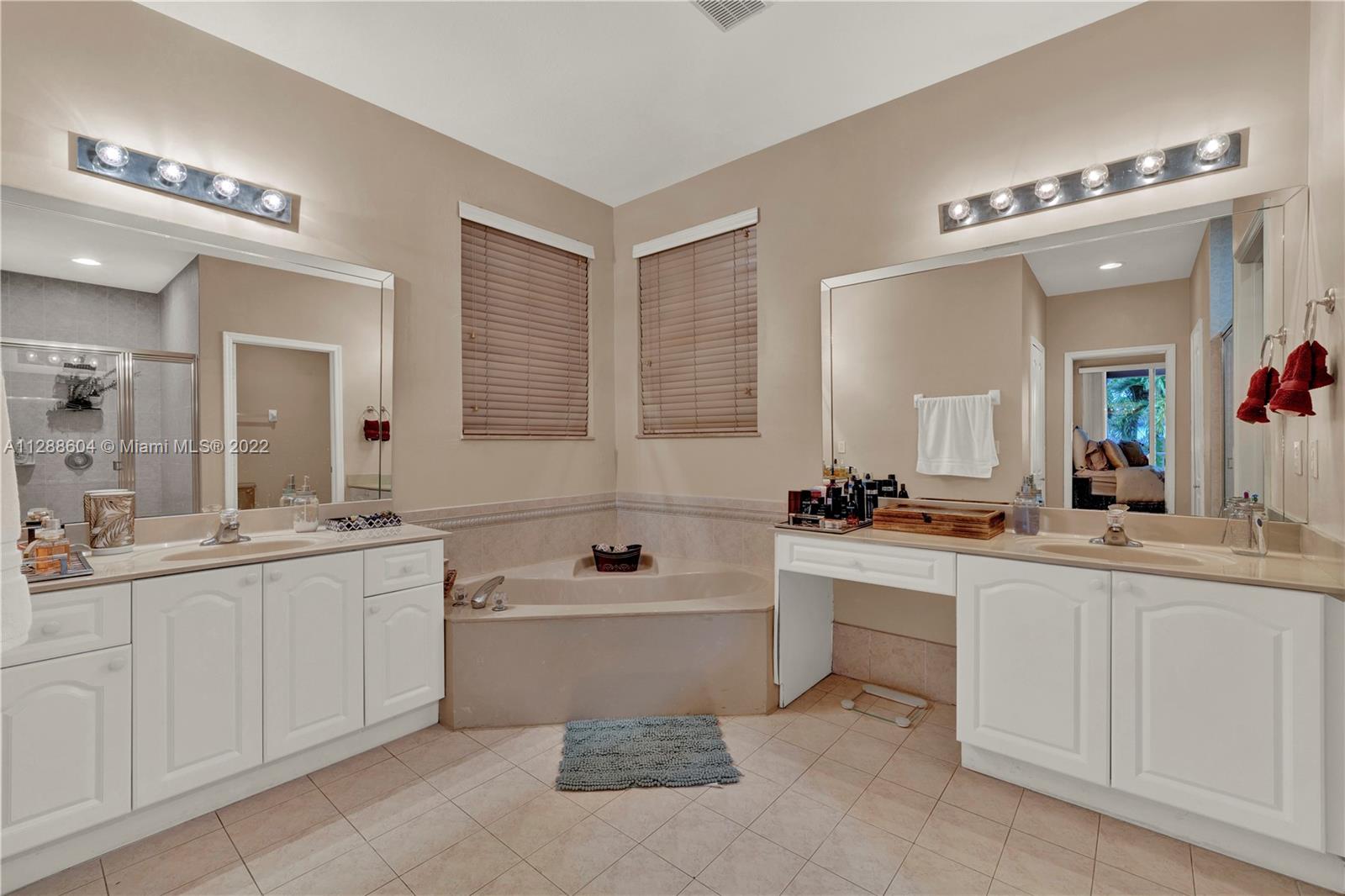 1721 Southwest 151 Road Miami, FL 33185 - Photo 26 of 40 Gallery Image 26