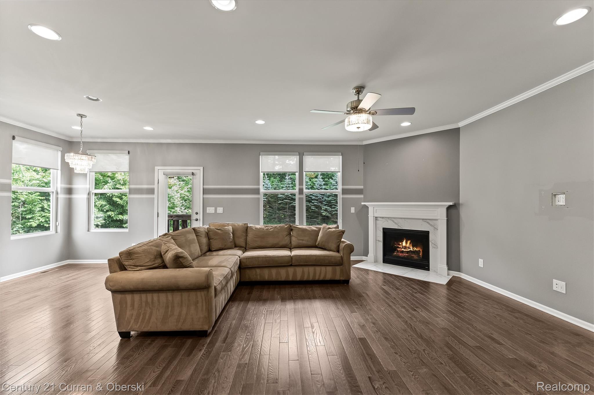 49559 Mapleton Road Canton, MI 48188 - Photo 9 of 55 10-INT-14.jpg