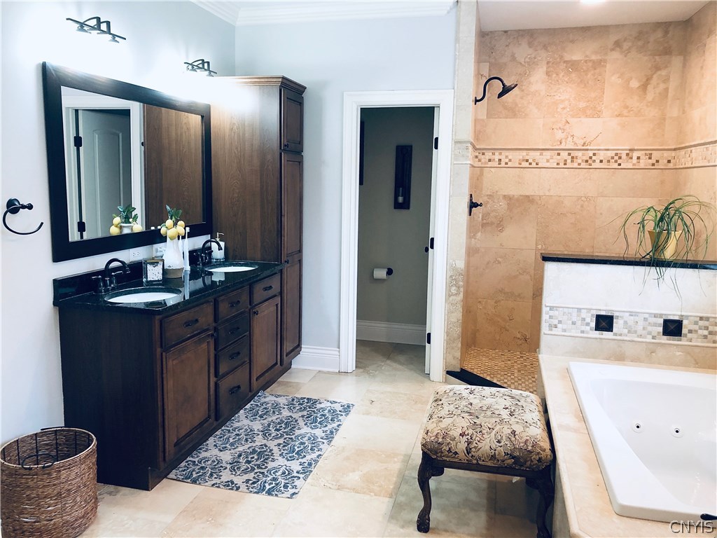 5178 Munro Road Camillus, NY 13031 - Photo 27 of 40